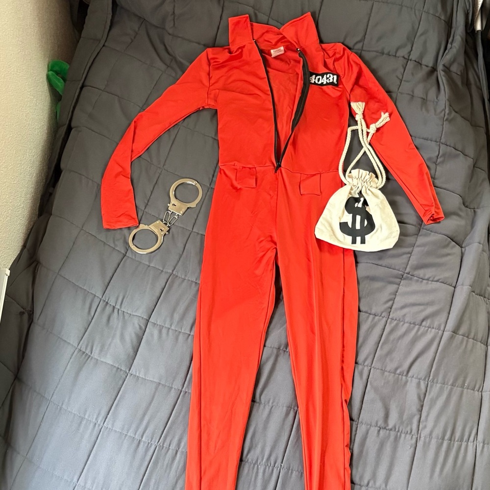 Spirit Halloween Inmate Prison Cosplay Costume Set
